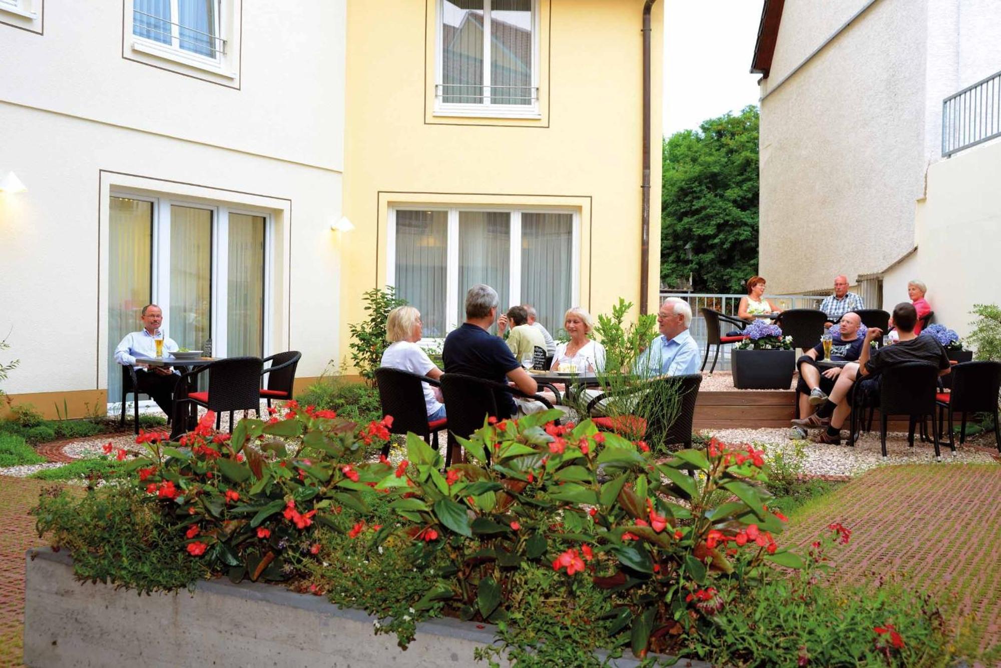 Flair Hotel Stadt Гекстер Екстер'єр фото